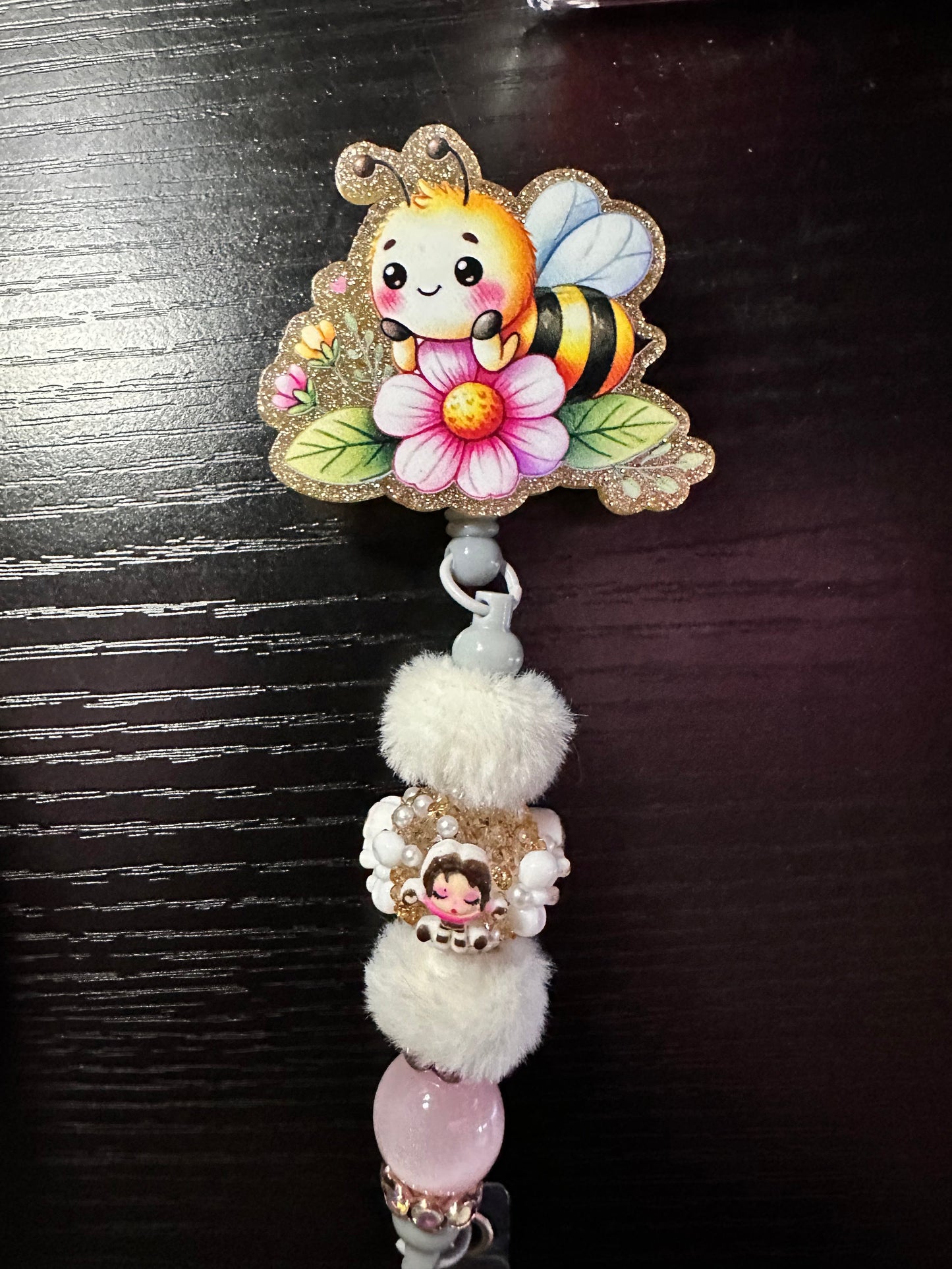 Bee Badge Reel/Pop Socket