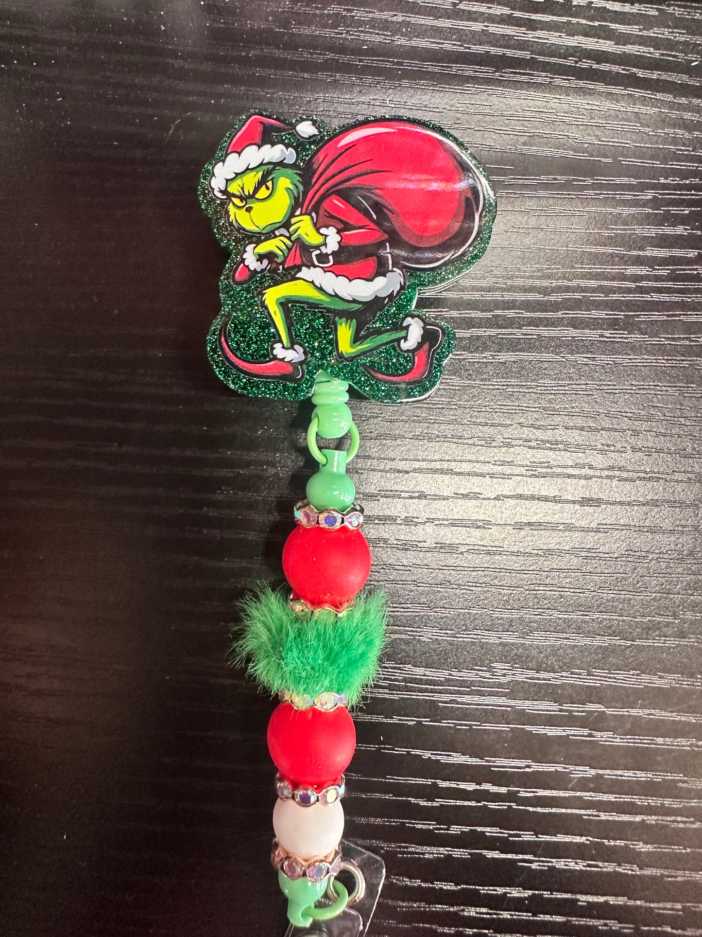 Grinch Badge Reel/Pop Socket