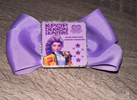 K-pop demon hunter bow