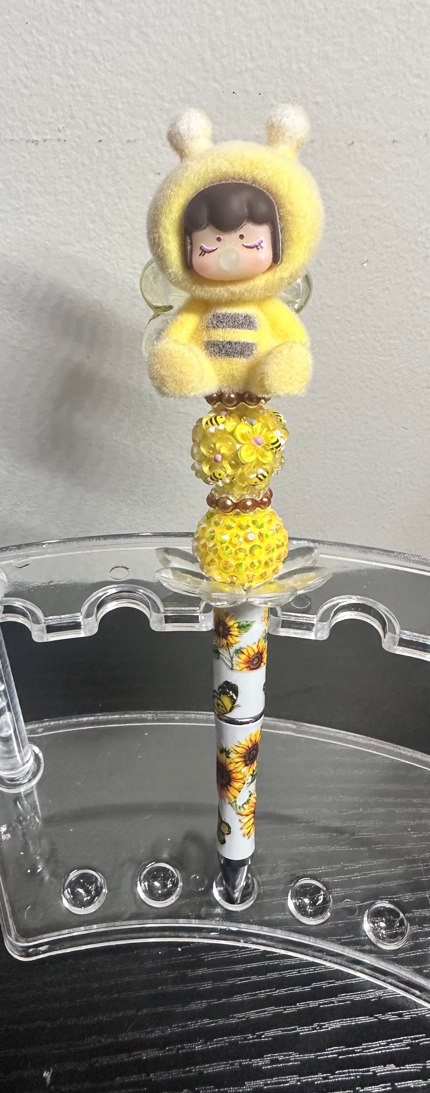 Bumble Bee Beaded Pen