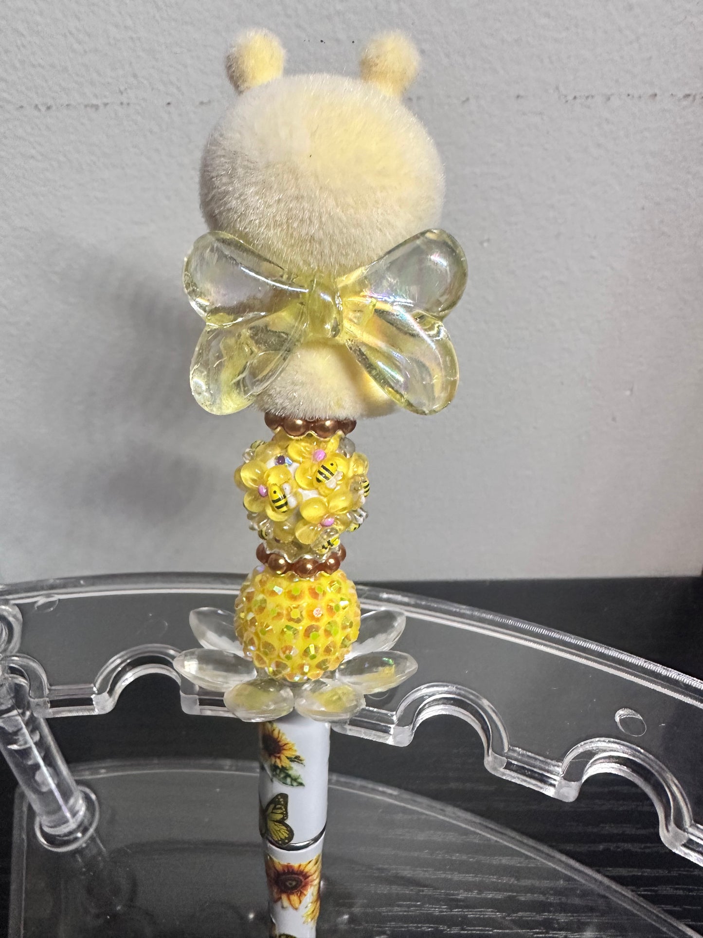 Bumble Bee Beaded Pen